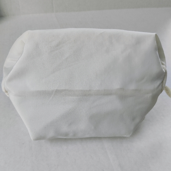 Dolce & Gabanna "Devotion" Cosmetic Bag Makeup Bag W Metal Heart Logo Beauty - Picture 8 of 15